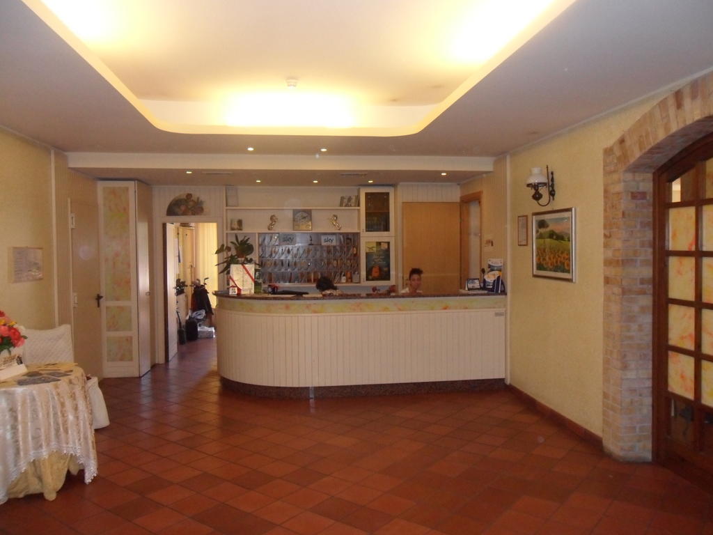 ホテル Fattoria Cerreto Mosciano SantʼAngelo エクステリア 写真