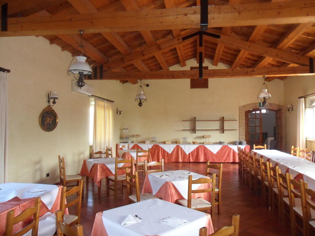 ホテル Fattoria Cerreto Mosciano SantʼAngelo エクステリア 写真